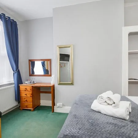 Couette-café St Marys 4*