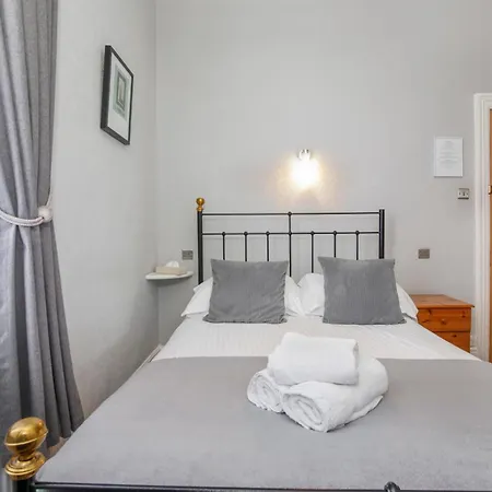 St Marys Couette-café 4*