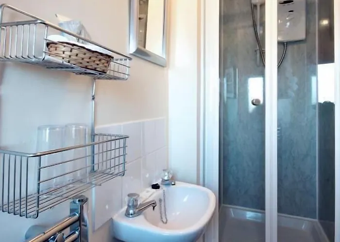 St Marys Nocleg ze śniadaniem 4*