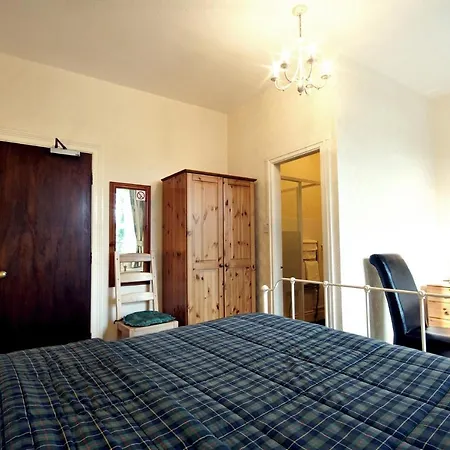 Oda ve Kahvaltı St Marys